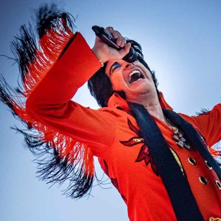 A Hunk Of Mincing Love!!